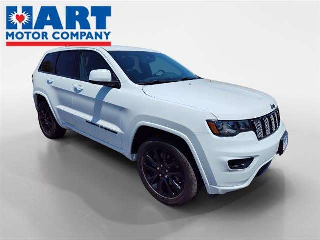 2022 Jeep Grand Cherokee WK Laredo X in Bright White Clear Coat — front three-quarter view
